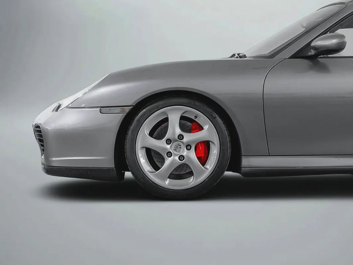 CASH ONLY: 199,000 AED | 2003 Porsche Carrera 996 4s / Manual-5-5