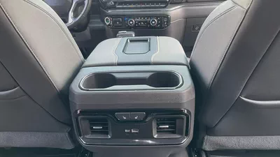 2022 Chevrolet Silverado 1500 ZR2 GCC Specs | Off-Road Ready Under Warranty Service History Company-16