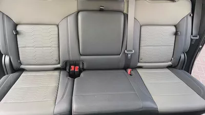 2022 Chevrolet Silverado 1500 ZR2 GCC Specs | Off-Road Ready Under Warranty Service History Company-17