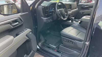 2022 Chevrolet Silverado 1500 ZR2 GCC Specs | Off-Road Ready Under Warranty Service History Company-7