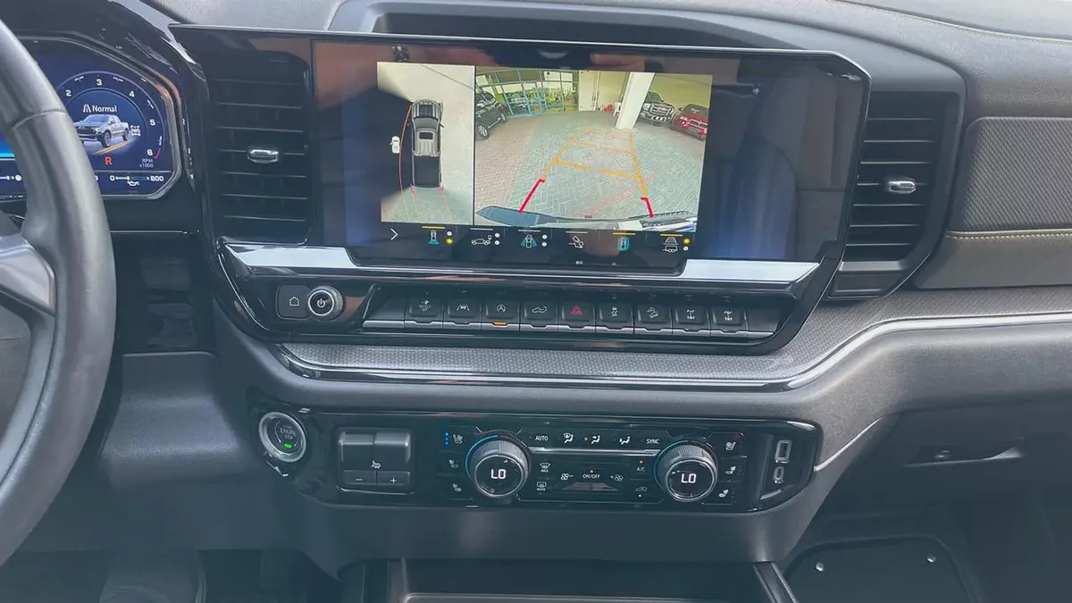 2022 Chevrolet Silverado 1500 ZR2 GCC Specs | Off-Road Ready Under Warranty Service History Company-15-15