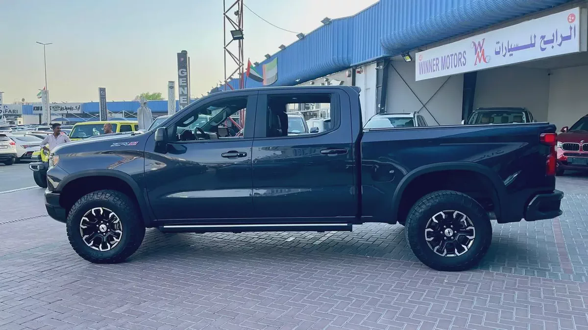 2022 Chevrolet Silverado 1500 ZR2 GCC Specs | Off-Road Ready Under Warranty Service History Company-3-3