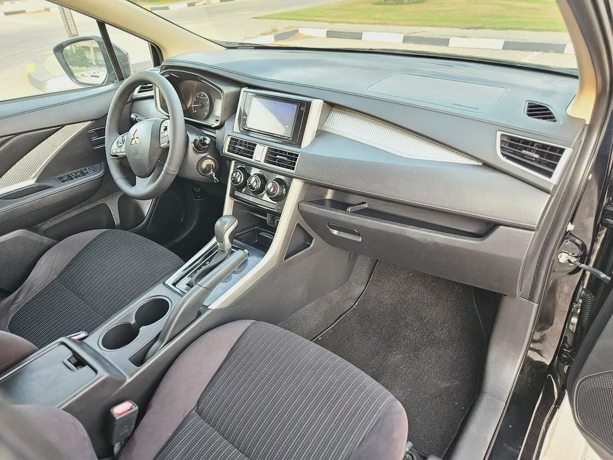 Xpander 2022 GCC Low KM Premium Condition With Navigation Avalible on Bank Finance-9-9