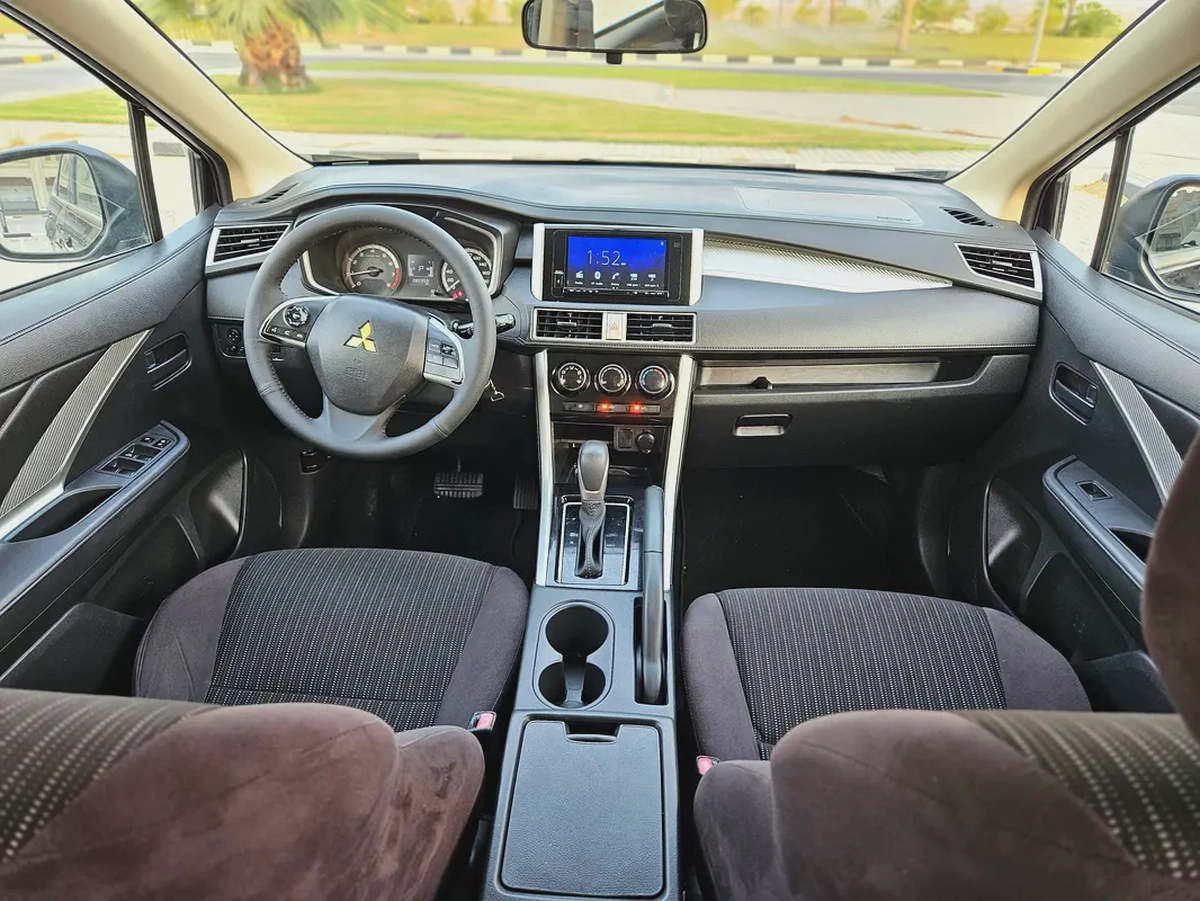 Xpander 2022 GCC Low KM Premium Condition With Navigation Avalible on Bank Finance-10-10