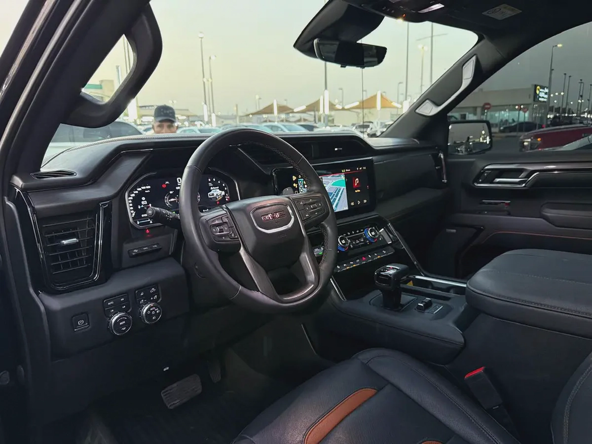 GMC Sierra AT4 2023 V8 6.2L | GCC Specs | original paint