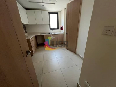 LUXURIOUS SEA VIEW 3BR + MAIDS ALL AMENITIES FOR FAMILY 157K-12