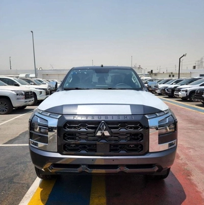 Mitsubishi L200-1