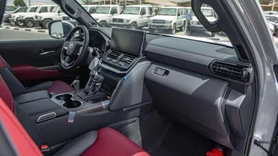 Toyota Land Cruiser VXR (LHD) TOYOTA LAND CRUISER LC300 VXR 3.3D AT MY2025 – SILVER-12