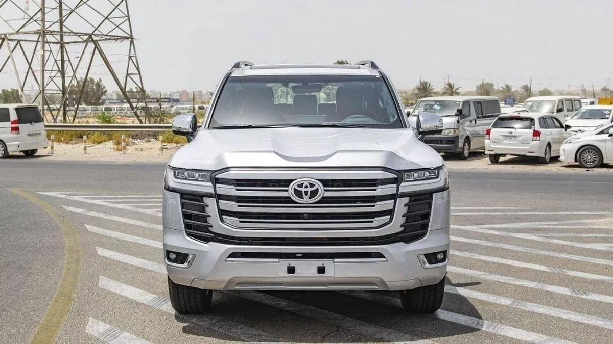 Toyota Land Cruiser VXR (LHD) TOYOTA LAND CRUISER LC300 VXR 3.3D AT MY2025 – SILVER-3-0