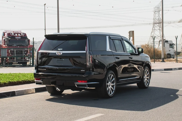 2023 - CADILLAC ESCALADE - /// BRAND NEW CONDITION /// - ONLY 58,000 KM