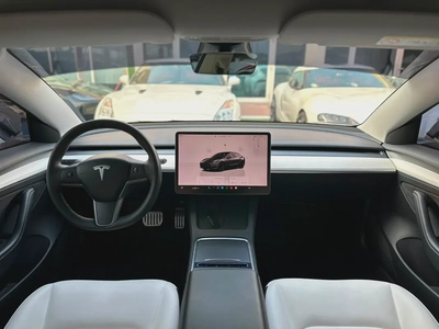 TESLA MODEL 3 PERFORMANCE GCC 2023 Service History (Under Warranty) Zero Accidents Super Clean First-10