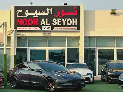 TESLA MODEL 3 PERFORMANCE GCC 2023 Service History (Under Warranty) Zero Accidents Super Clean First-1