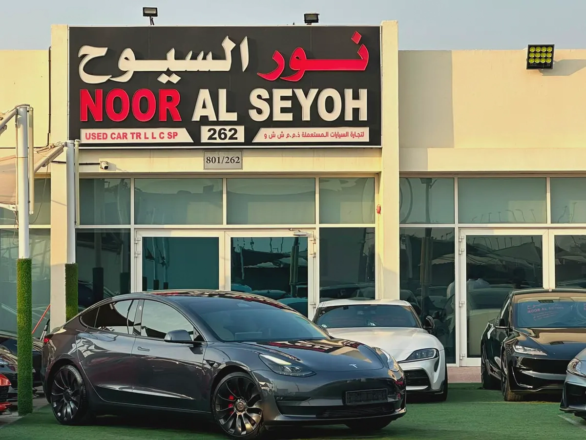 TESLA MODEL 3 PERFORMANCE GCC 2023 Service History (Under Warranty) Zero Accidents Super Clean First-1-1