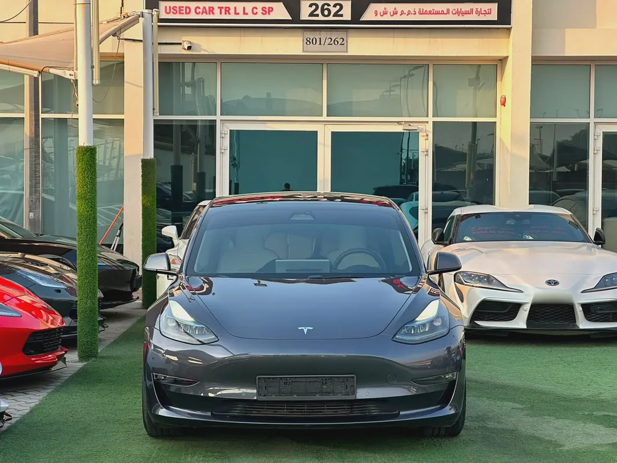 TESLA MODEL 3 PERFORMANCE GCC 2023 Service History (Under Warranty) Zero Accidents Super Clean First-2-2