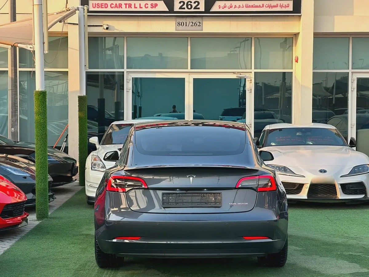 TESLA MODEL 3 PERFORMANCE GCC 2023 Service History (Under Warranty) Zero Accidents Super Clean First-4-4