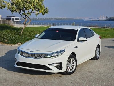 Kia Optima 2020 GCC Premium Condition Car With Low KM MID Option With Padel Shifters-4