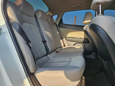 Kia Optima 2020 GCC Premium Condition Car With Low KM MID Option With Padel Shifters-9