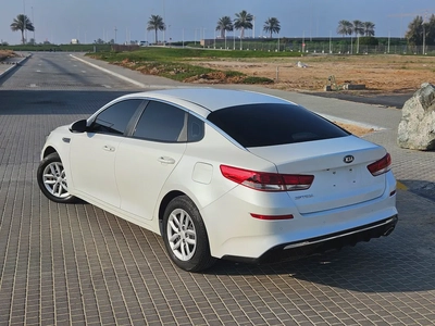 Kia Optima 2020 GCC Premium Condition Car With Low KM MID Option With Padel Shifters-12
