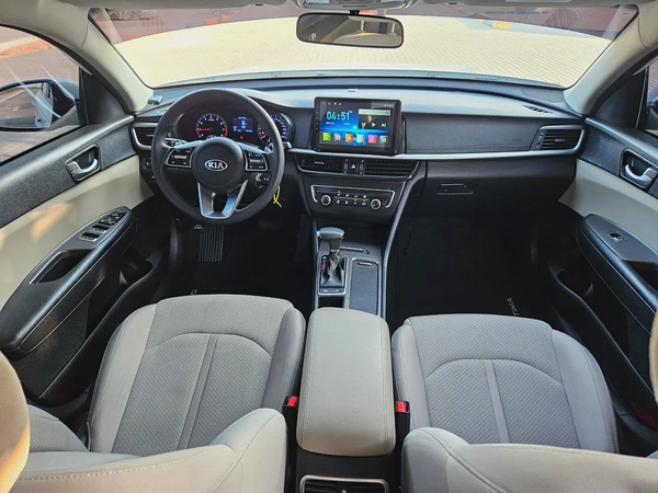 Kia Optima 2020 GCC Premium Condition Car With Low KM MID Option With Padel Shifters