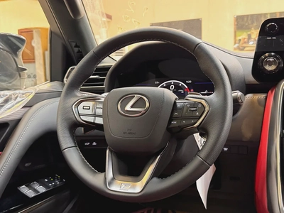 LX 700 F-SPORT HYBRID / FULL OPTION / BRAND NEW-12