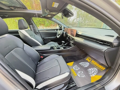 2025 Kia K5 GT-Line | American Specs | Near New Condition-10
