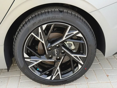 2025 Kia K5 GT-Line | American Specs | Near New Condition-12