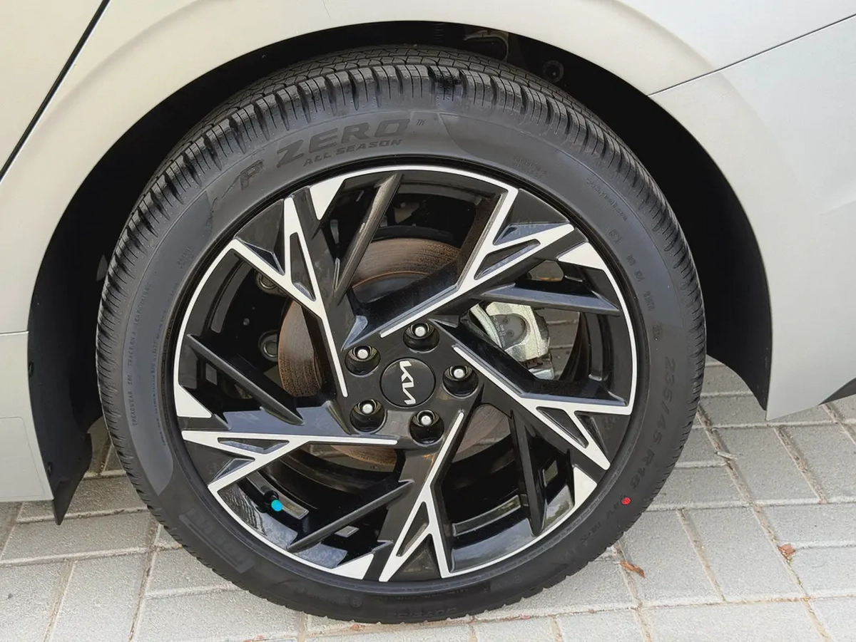 2025 Kia K5 GT-Line | American Specs | Near New Condition