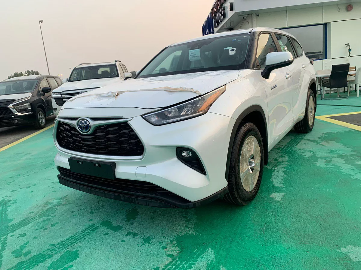 New 2025 toyota highlander sport cars