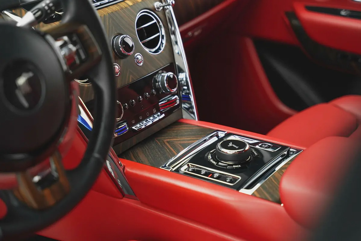 2021 Rolls-Royce Cullinan-11-11