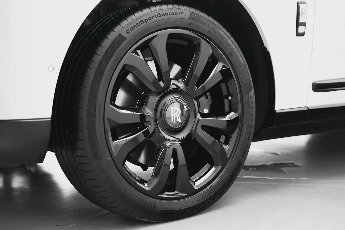 2021 Rolls-Royce Cullinan-19-19