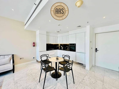 Fully furnished •• sea view •• luxurious apartment •• modern layout-1