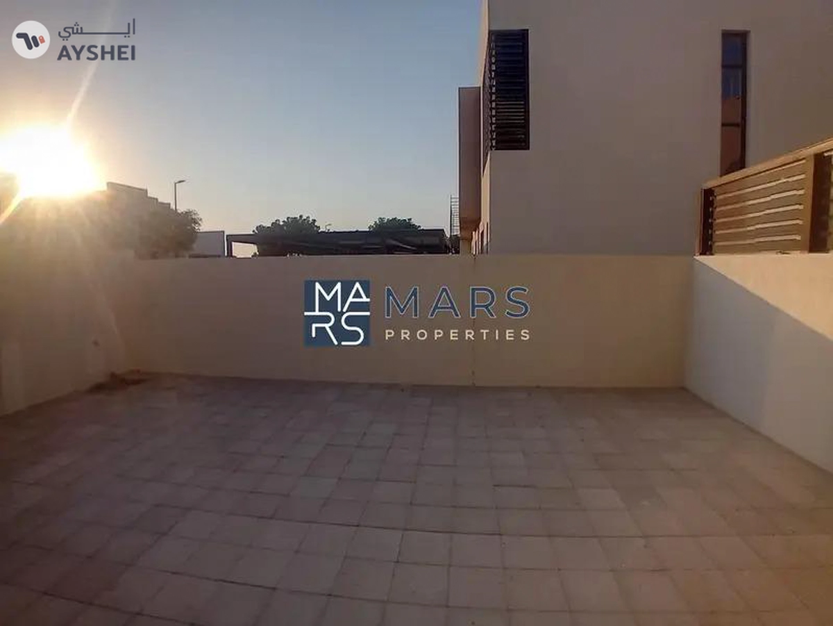 Corner 2bhk | Luxury Community | Prime location