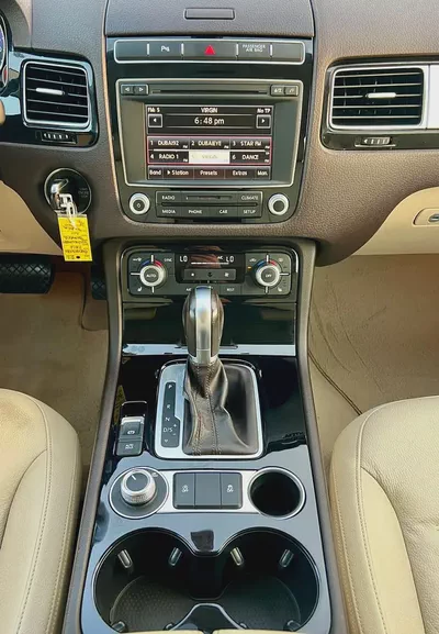 Volkswagen Touareg 2016 Elegance GCC Specs-11