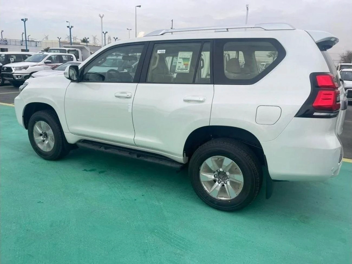 Toyota Prado 2023 new TOYOTA PRADO 2700CC TXL PETROL AUTOMATIC ZERO KM-2-2