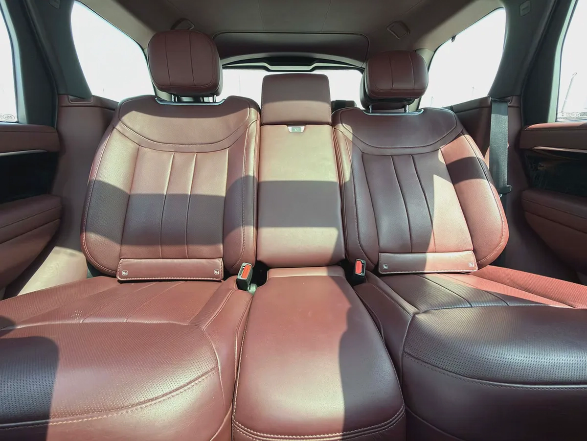 GCC SPEC**2023**NEAT AND CLEAN LESS KILOMETER-11-11