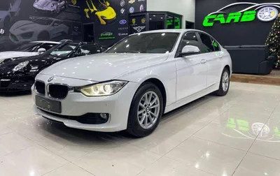 BMW 320i FULL OPTIONS Exclusive 2.0L BMW 3 Series 320 2014-4