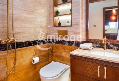 Elegant 3BR Upgraded to 4BR | Duplex | Prime Area-1