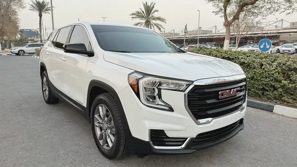 GMC Terrain SLE 2024 model Gcc 1.5L -   We arrange loan Or WITHOUT Down payment-2-2