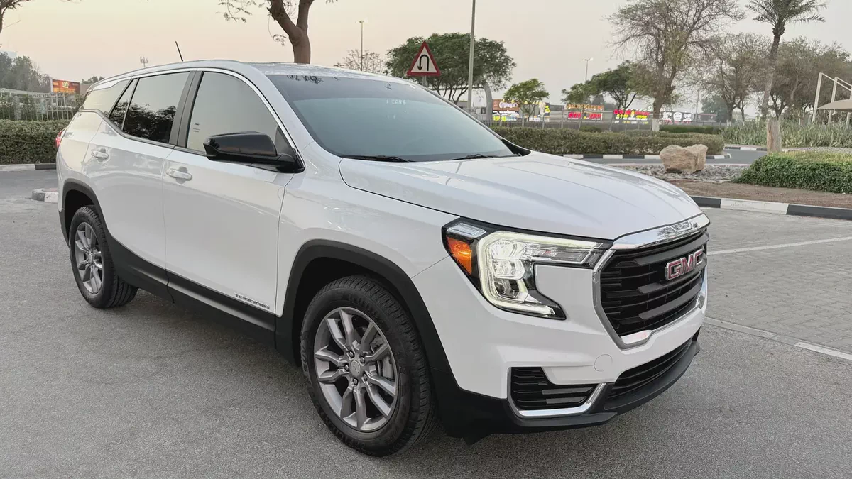 GMC Terrain SLE 2024 model Gcc 1.5L -   We arrange loan Or WITHOUT Down payment-8-8