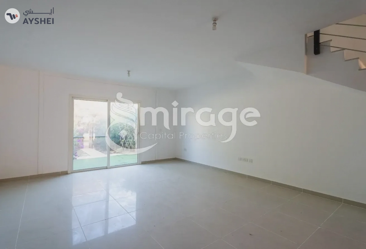 TOWNHOUSE FOR SALE IN ARABIAN STYLE, AL REEF VILLAS