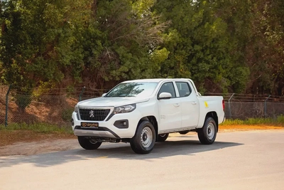 Landtrek | Double Cabin 4X2 Automatic | Petrol | GCC Specs | Ref#P07436-0