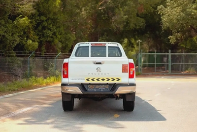 Landtrek | Double Cabin 4X2 Automatic | Petrol | GCC Specs | Ref#P07436-5