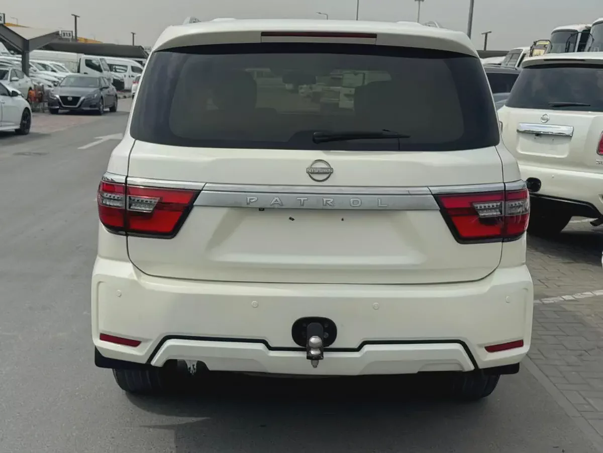 Nissan Patrol SE 2015 - GCC Specs fullopshin look 2024-3-3