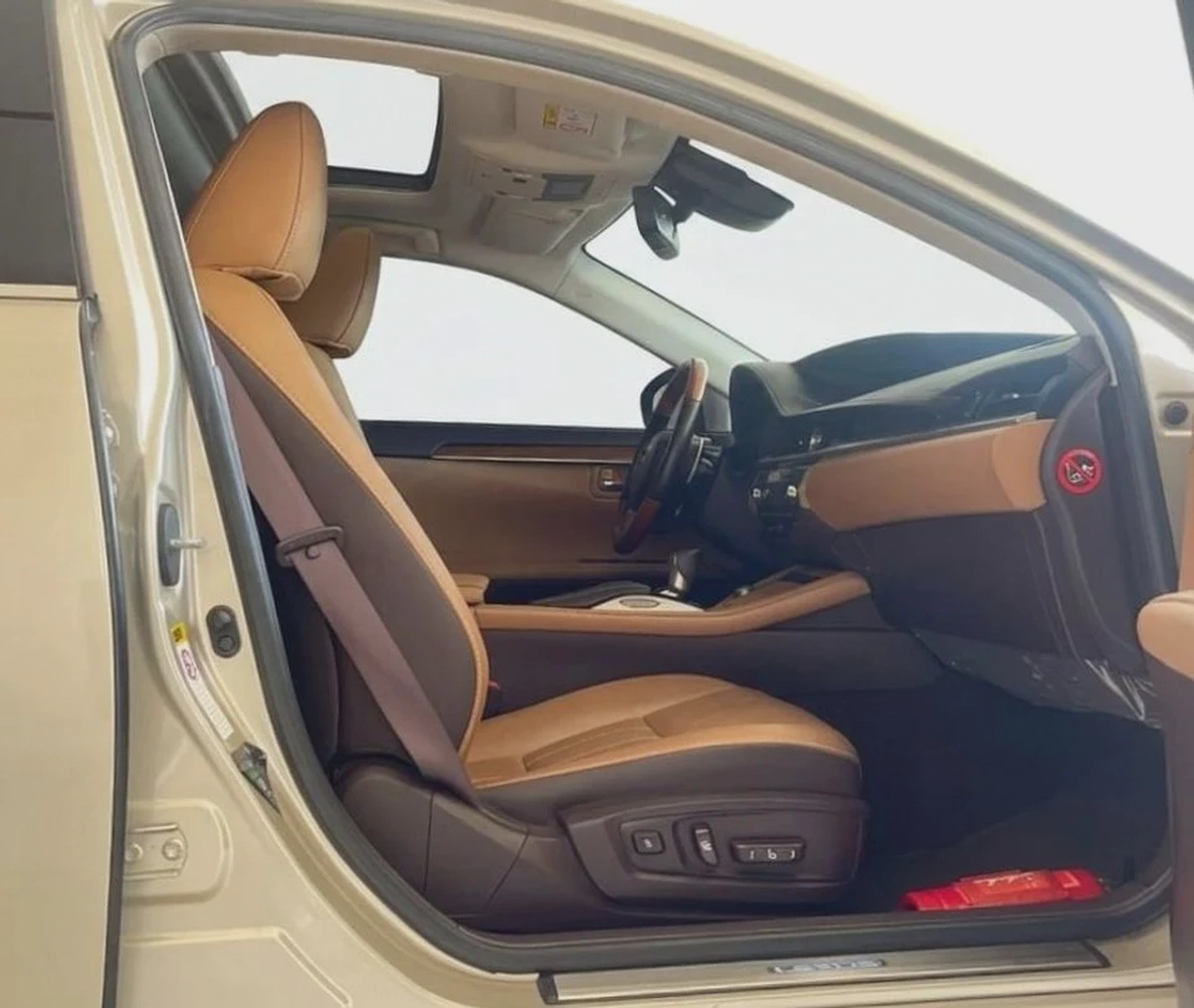 Lexus ES350 PLATINUM PRESTIGE 3.5L-6CYL