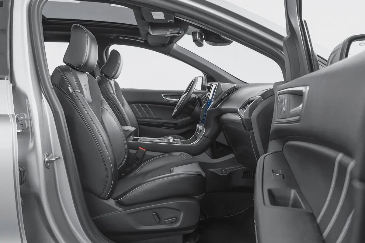 2,265 AED / 60 months | 0% DP | 2023 Ford Edge ST / Ford Warranty / Full Ford Service History-6-6