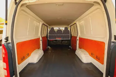 Toyota Hiace Standard Roof | Delivery Van | GCC Specs | Ref#T24064-6