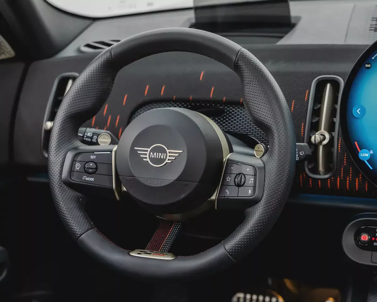 MINI COUNTRYMAN JCW - 2026 - GCC - AGMC WARRANTY AND SERVICE CONTRACT - BRAND NEW CONDITION-10-10