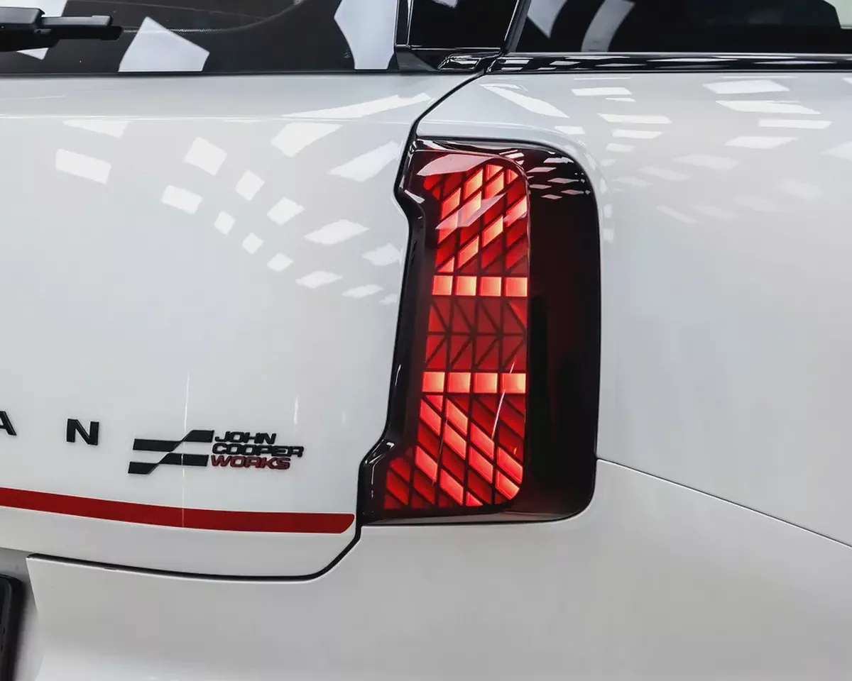 MINI COUNTRYMAN JCW - 2026 - GCC - AGMC WARRANTY AND SERVICE CONTRACT - BRAND NEW CONDITION-4-4