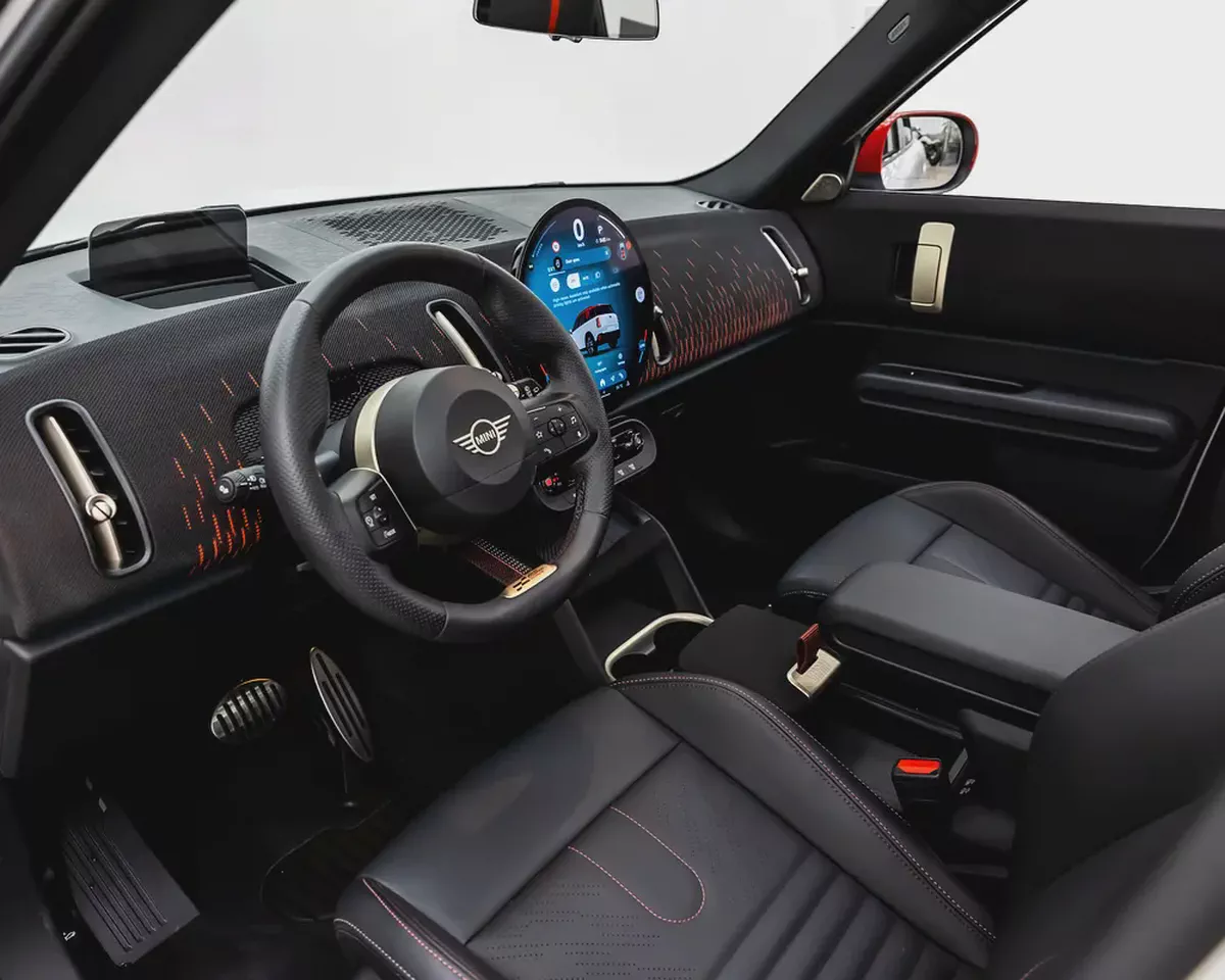 MINI COUNTRYMAN JCW - 2026 - GCC - AGMC WARRANTY AND SERVICE CONTRACT - BRAND NEW CONDITION-8-8