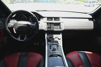 AGENCY MAINTAINED - RANGE ROVER EVOQUE 2.0TC DYNAMIC PLUS - PARK ASSIST - GCC-8
